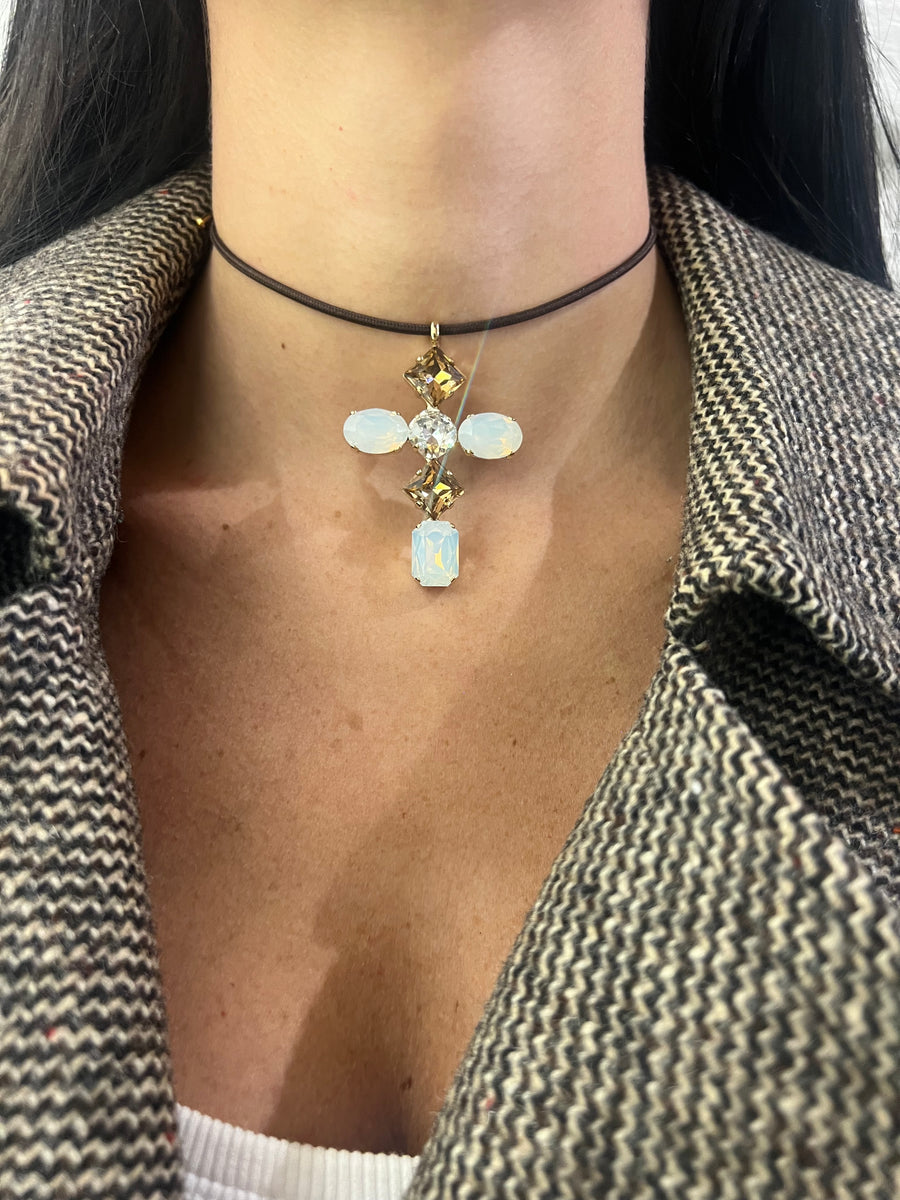 Collana Croce laccio magnetico