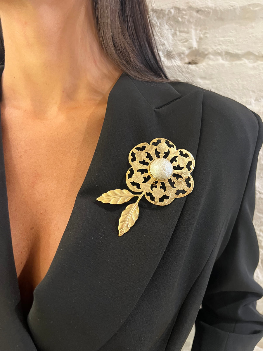 Spilla Fiore con perla