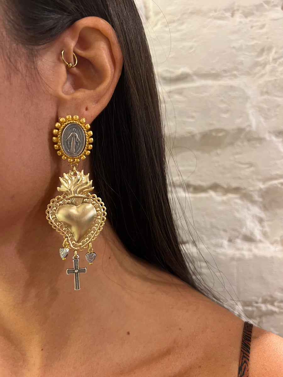 Orecchini Cuore Sacro con Madonnina