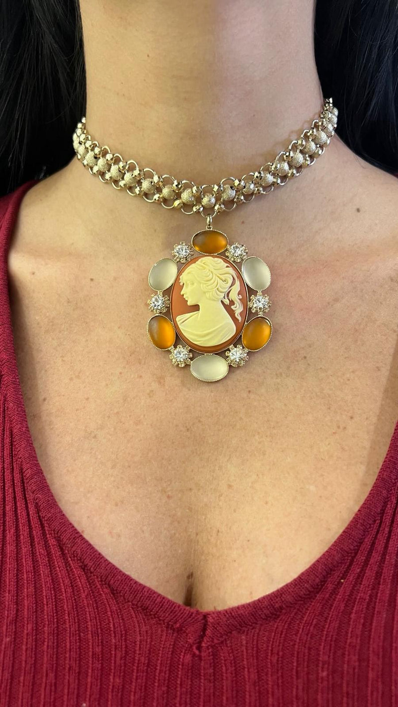 Choker cammeo con catena