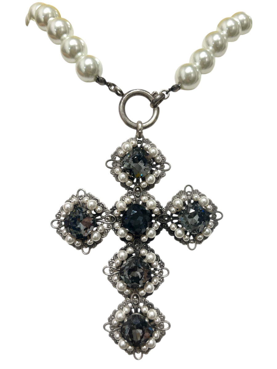 Collana in perle e Croce in Strass