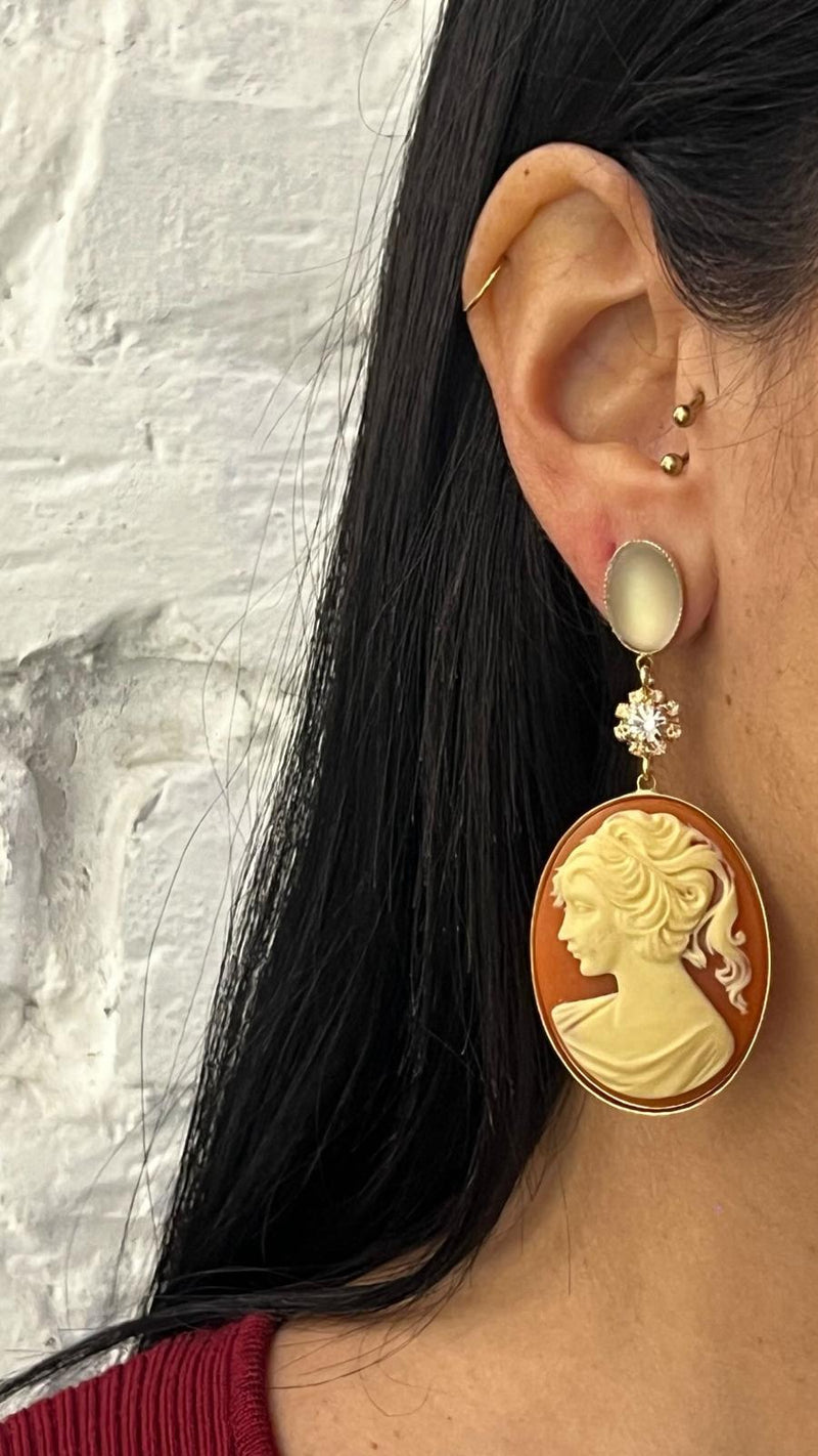 Orecchini con cammeo arancio